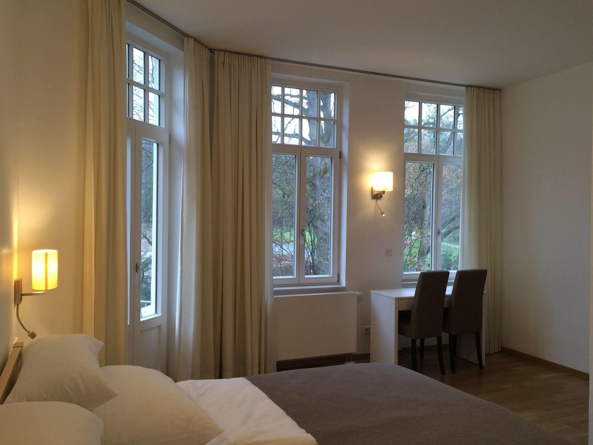 Appartements Am Kurpark Bad Pyrmont Kültér fotó